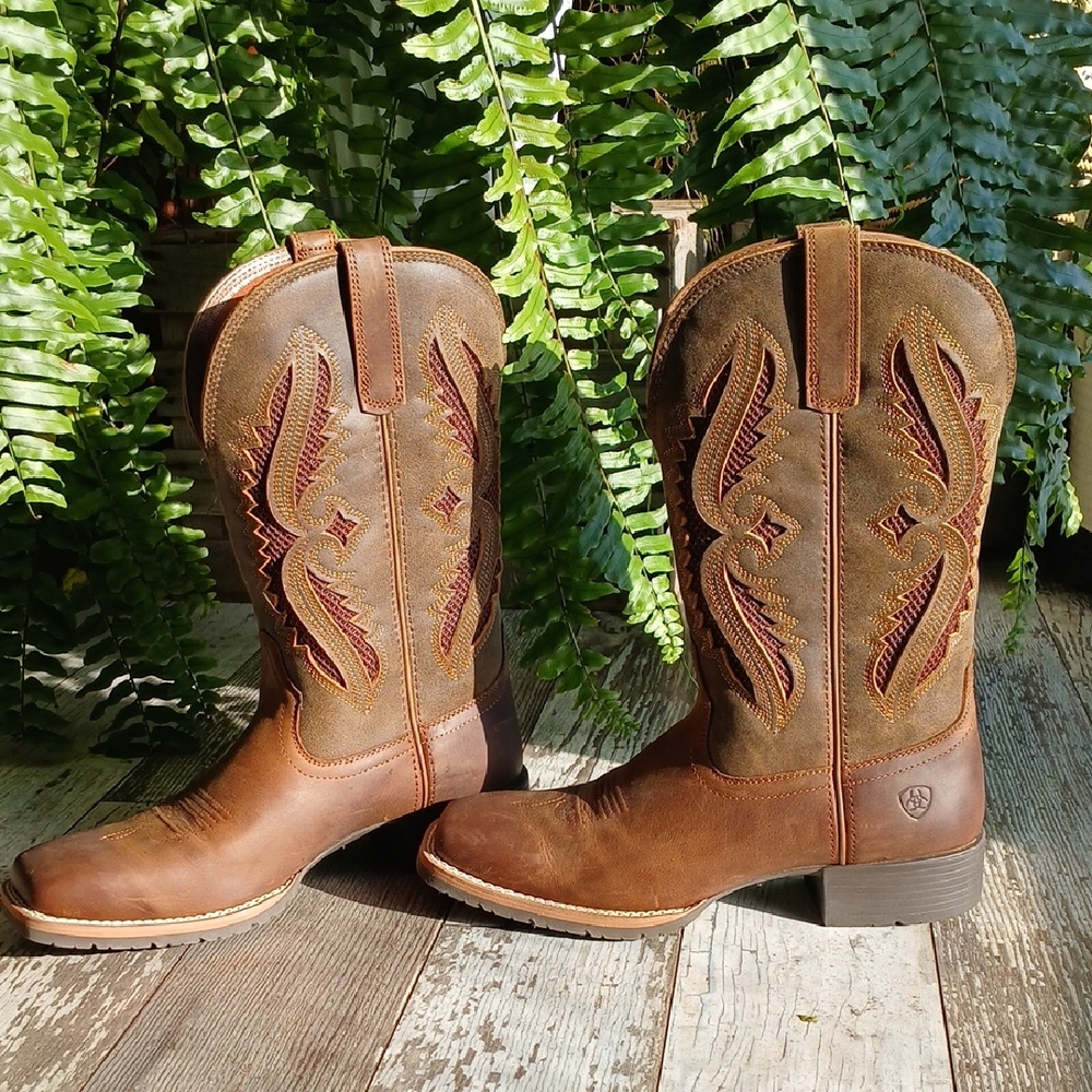 Mens Ariat Tan and Brown Leather Boots